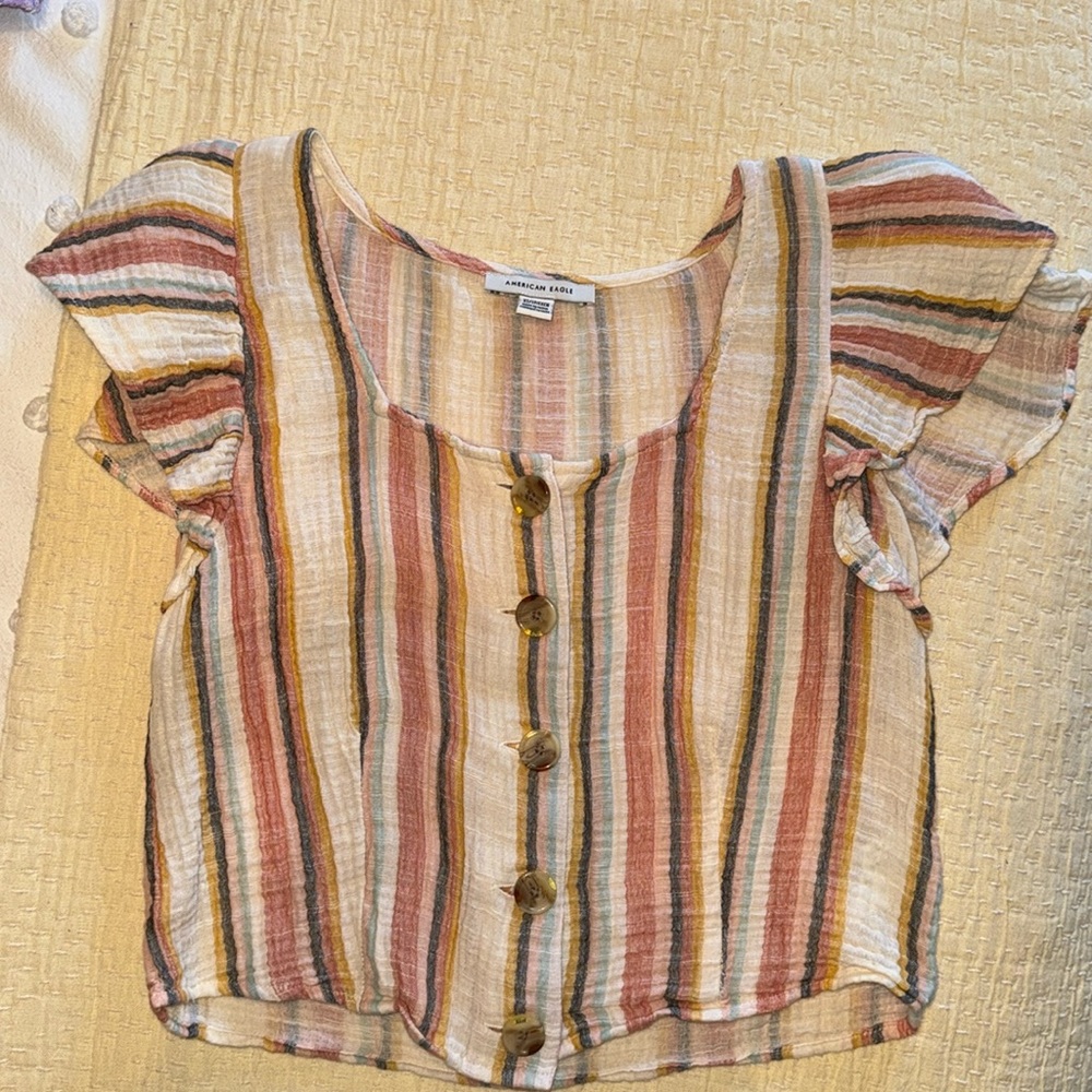 American Eagle linen ruffle sleeve top
